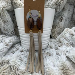 Fringe suede earring